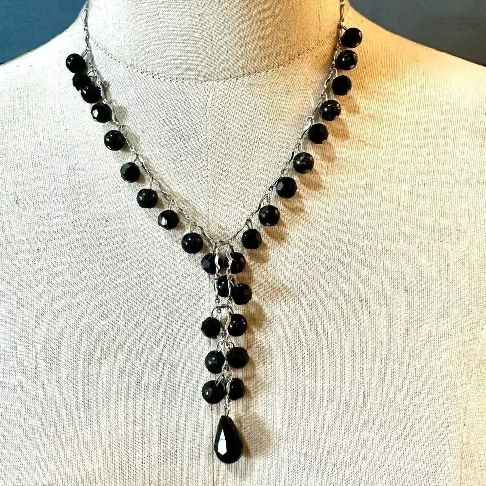 Black and silver tone beaded Y necklace